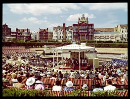 The Oval, Cliftonville by Elmar Ludwig The Oval, Cliftonville by Elmar Ludwig