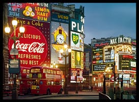 Piccadilly by Night, London by Elmar Ludwig